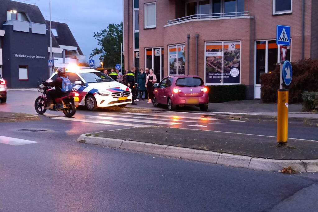 Fietser aangereden bij rotonde