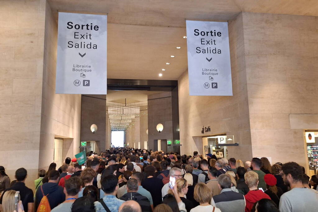 Museum Louvre ontruimt wegens veiligheidsoverwegingen