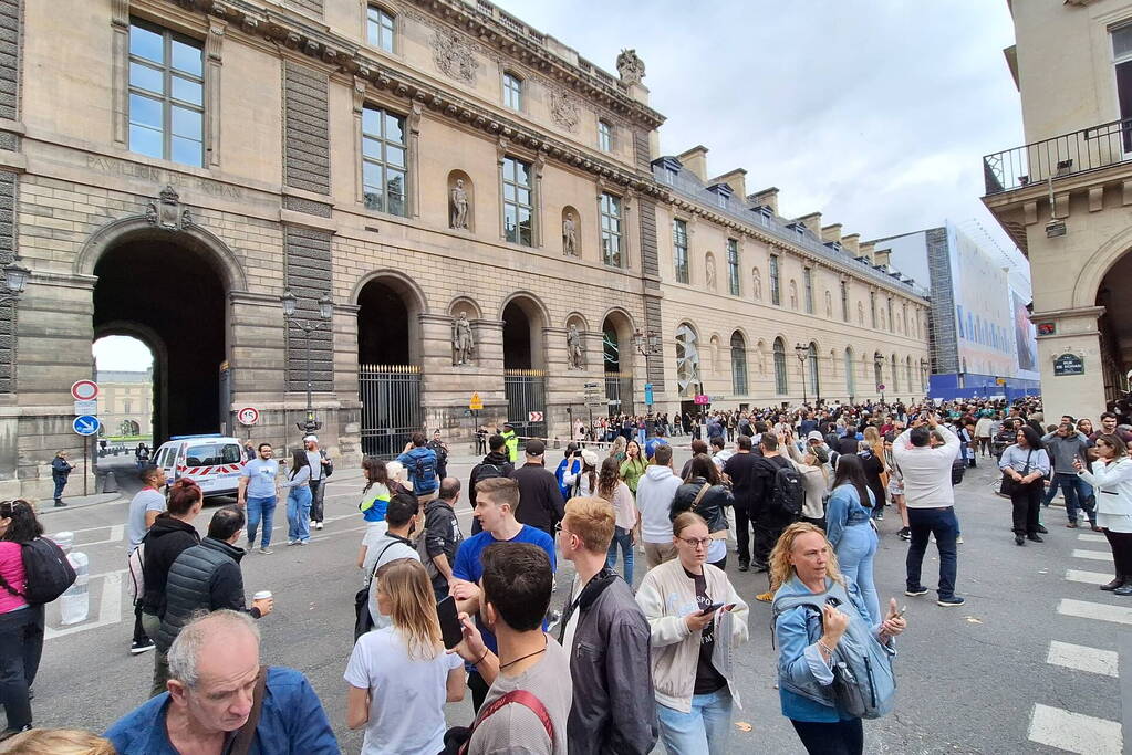 Museum Louvre ontruimt wegens veiligheidsoverwegingen