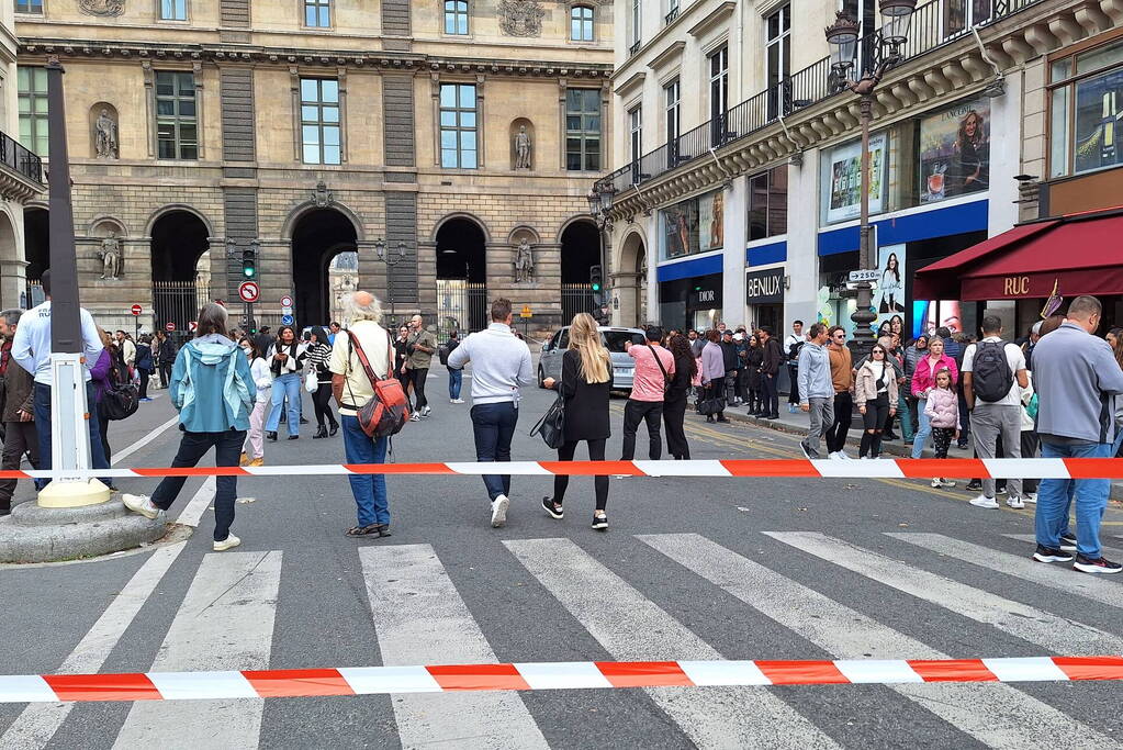 Museum Louvre ontruimt wegens veiligheidsoverwegingen