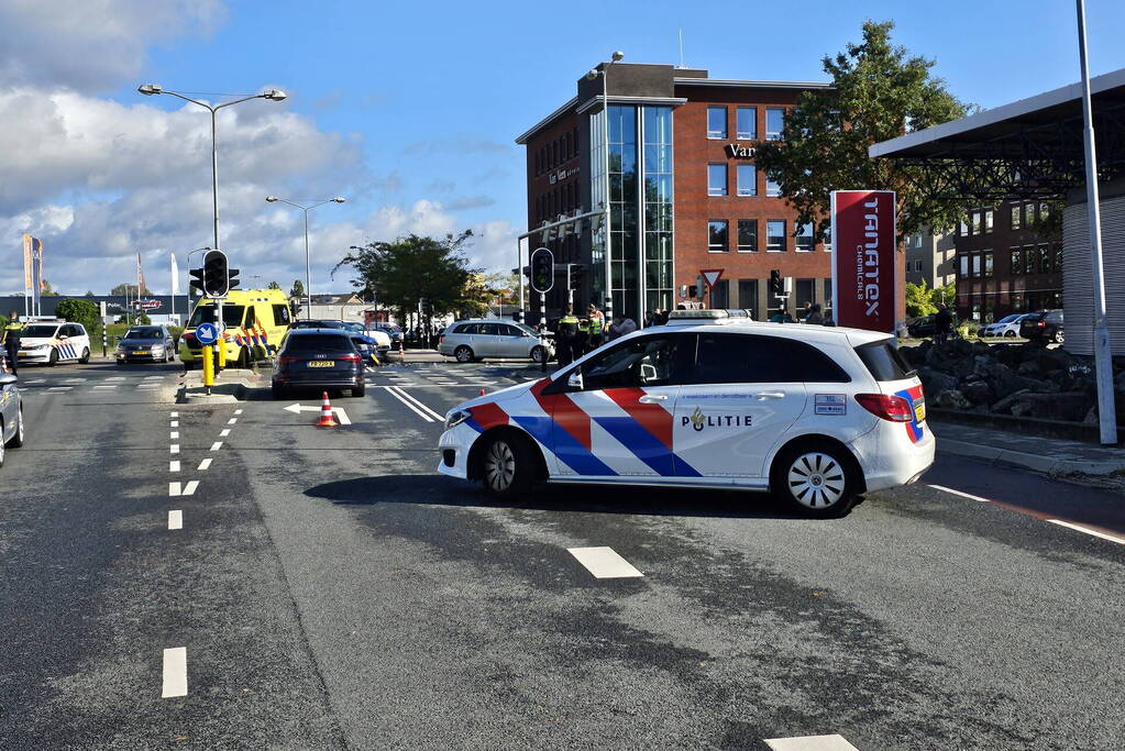 Flinke schade bij aanrijding op kruising