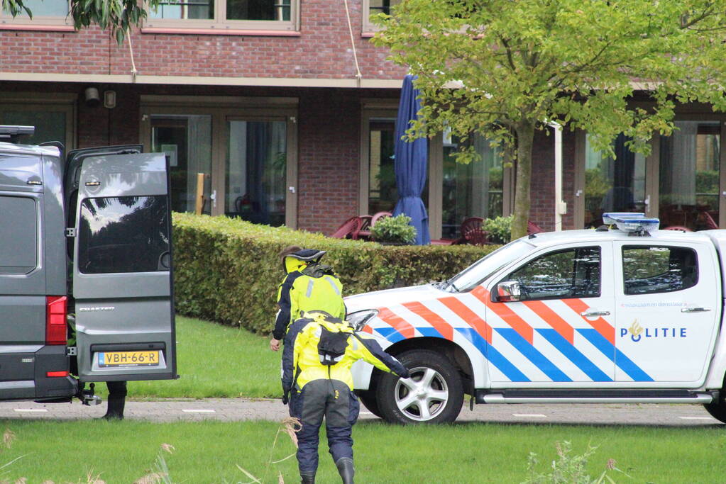 Politie zoekt water af na steekincident Bolsward