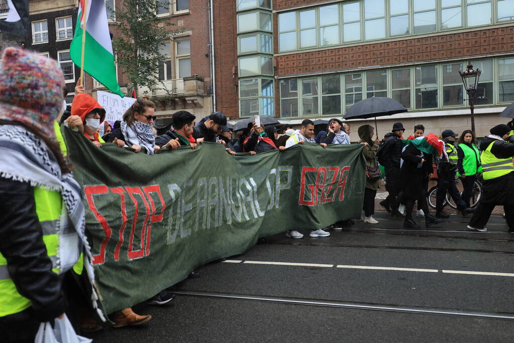 Grote opkomst bij demonstratie pro Palestina