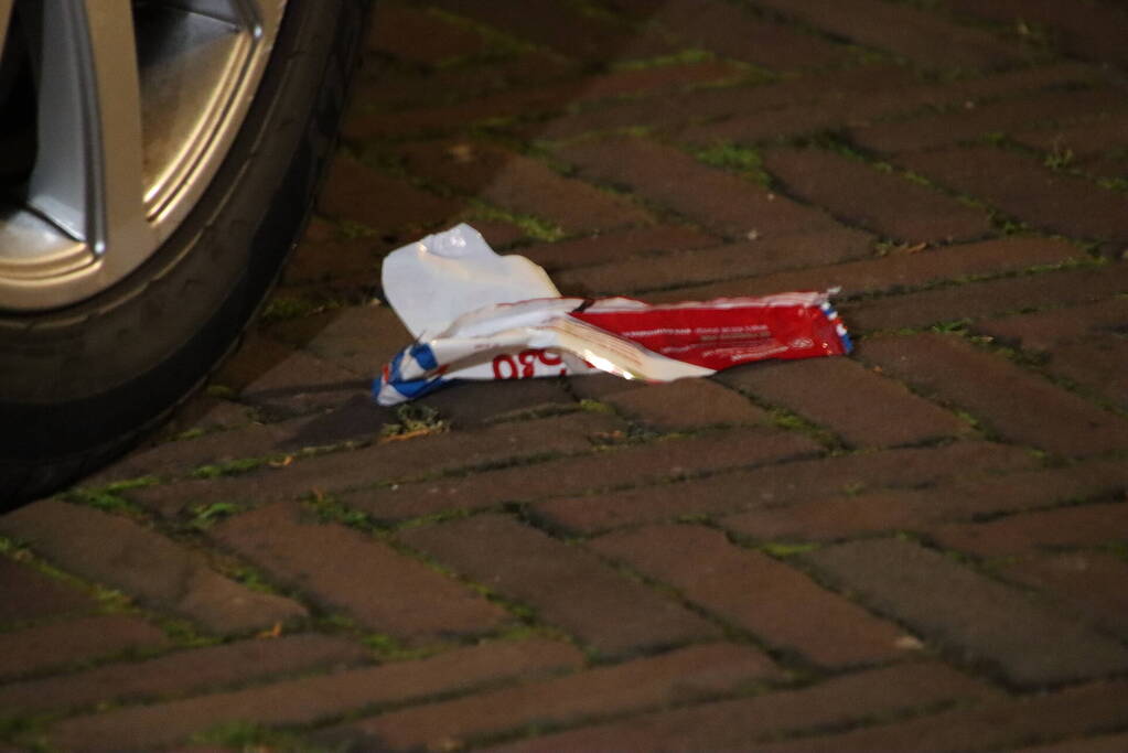 Straat afgesloten na schietpartij, gewonde naar ziekenhuis