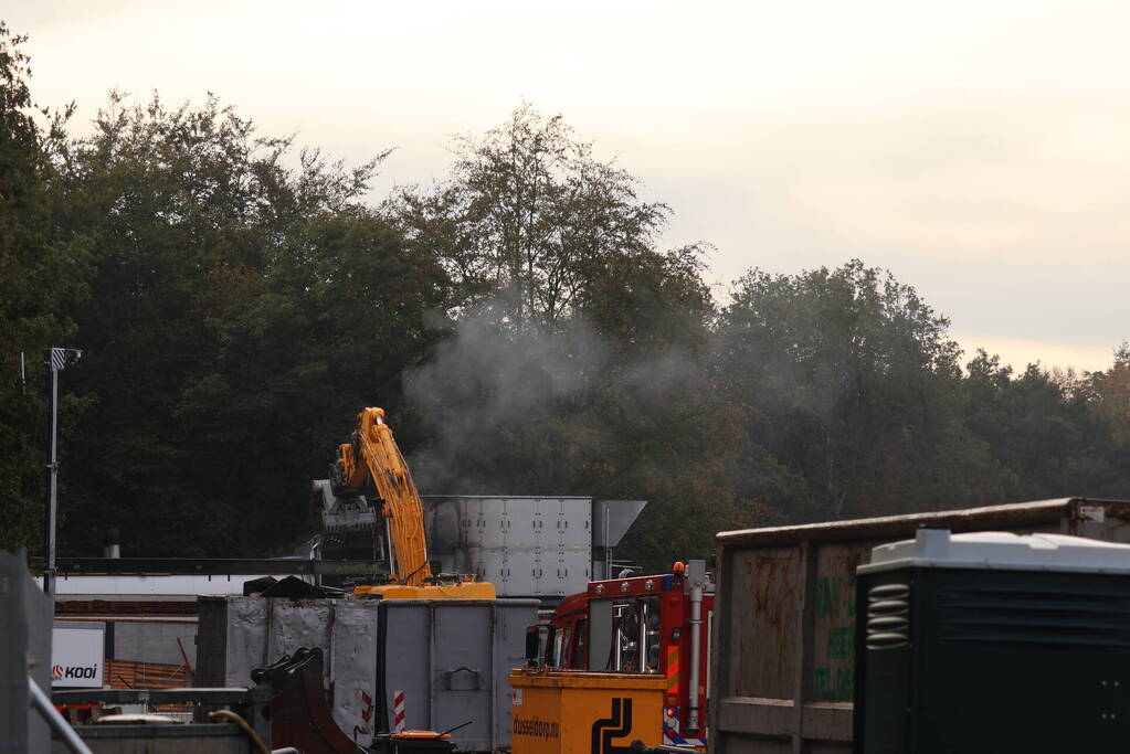 Flinke rookontwikkeling bij brand in voormalig zwembad