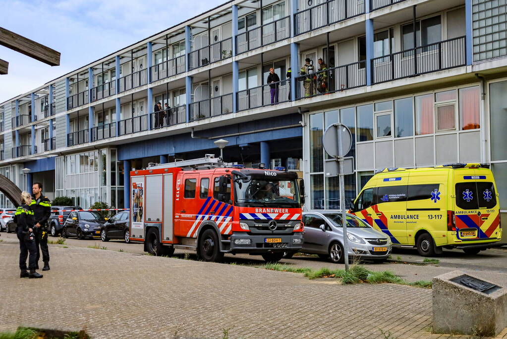 Traumahelikopter ingezet bij woningbrand