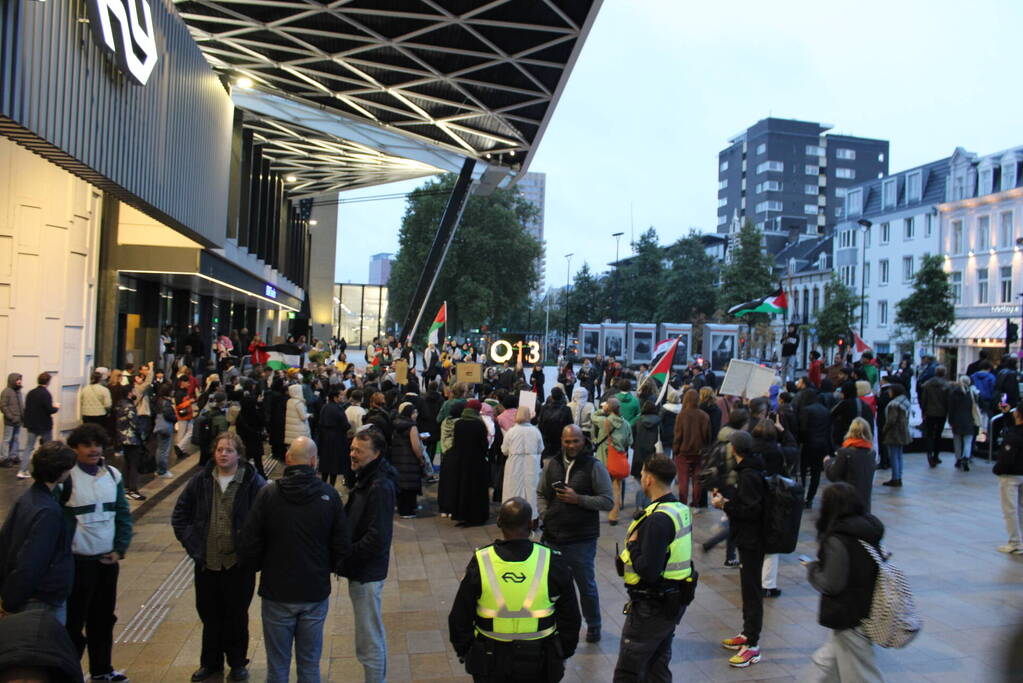 Vreedzaam protest door Pro-Palestina demonstranten