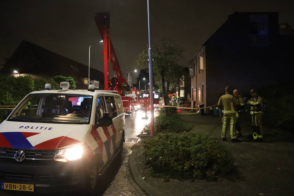 Hulpdiensten groots ingezet voor woningbrand