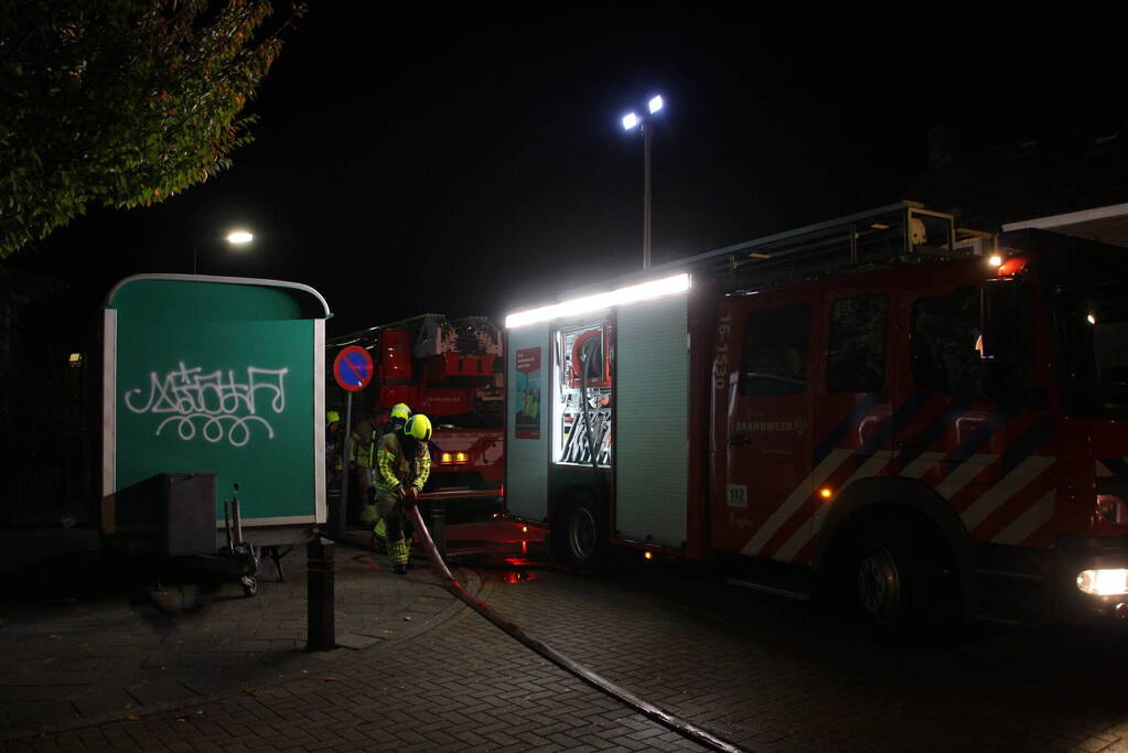 Schoorsteenbrand snel onder controle