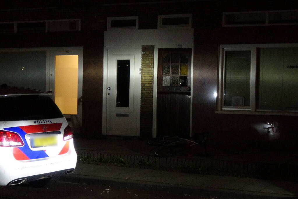 Gewonde bij steekincident in woning