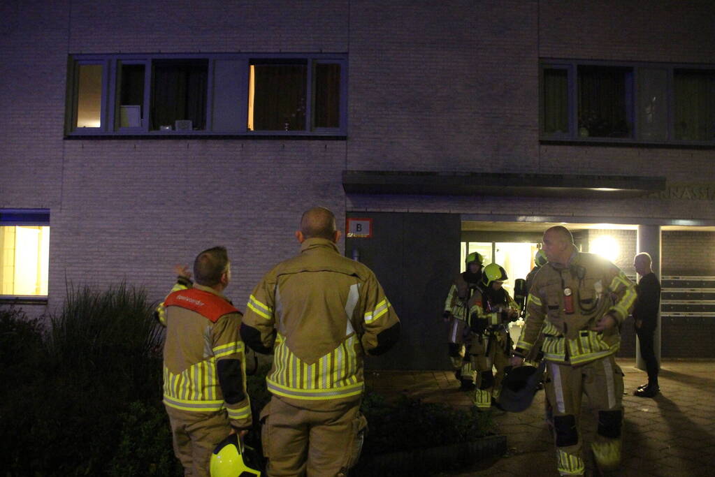 Vreemde lucht in berging zorgt voor brandweerinzet