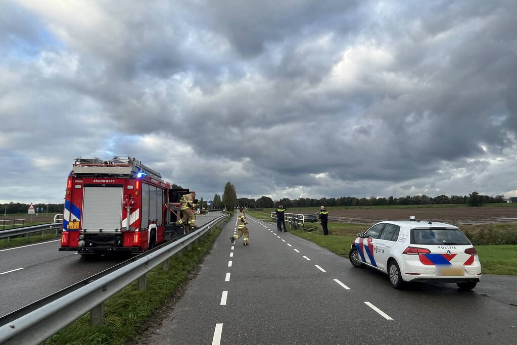 Hulpdiensten ingezet na aantreffen fiets bij water