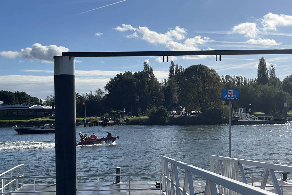 Veel hulpdiensten ingezet voor melding persoon te water