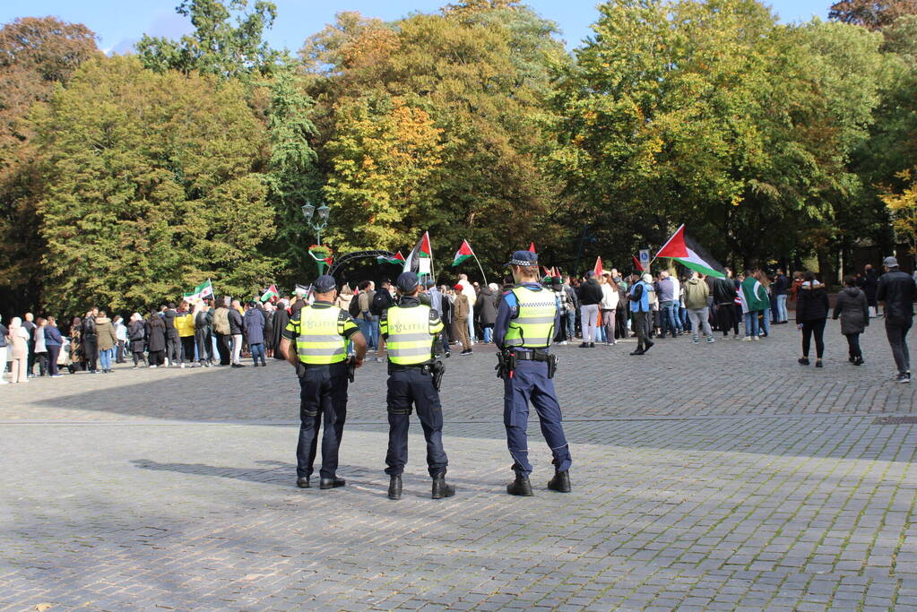 Pro Palestina demonstratie trekt veel mensen