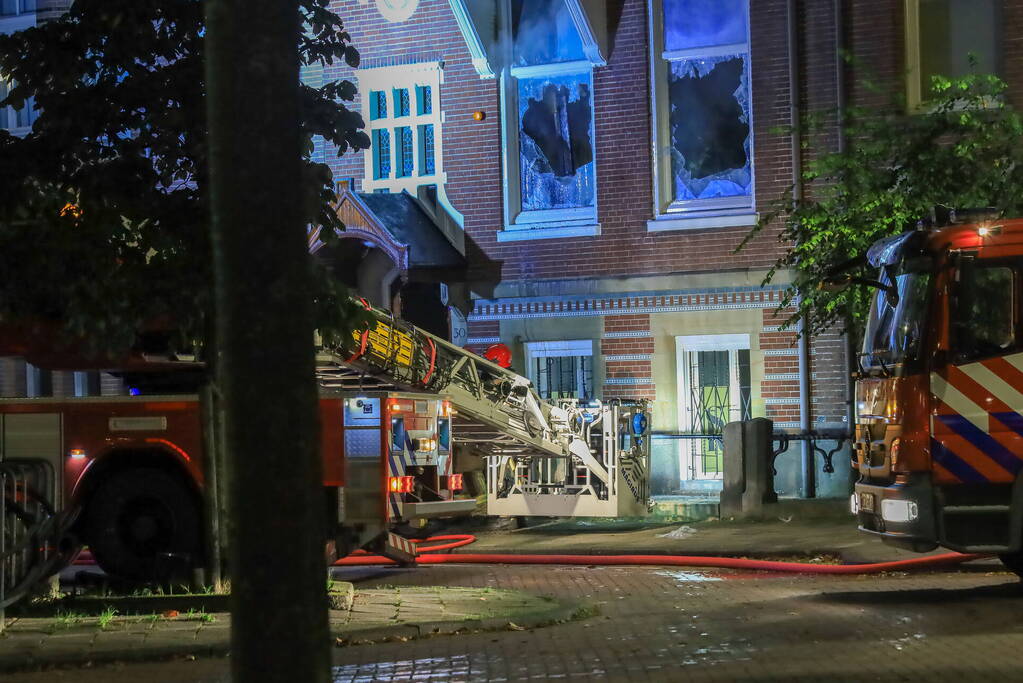 Flinke schade na brand in kantoorpand