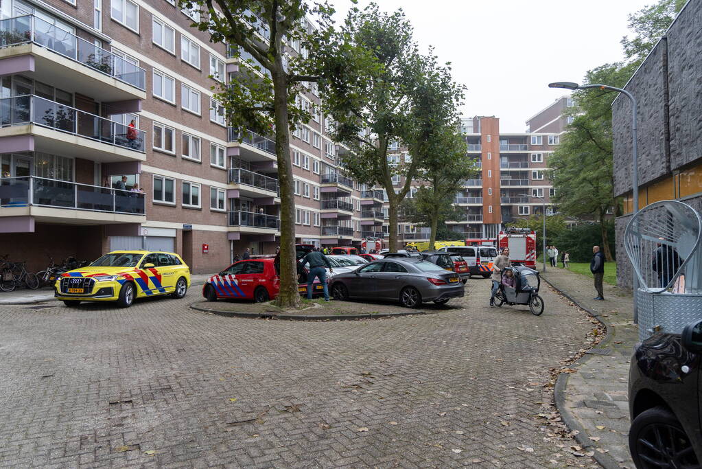 Persoon overleden bij woningbrand