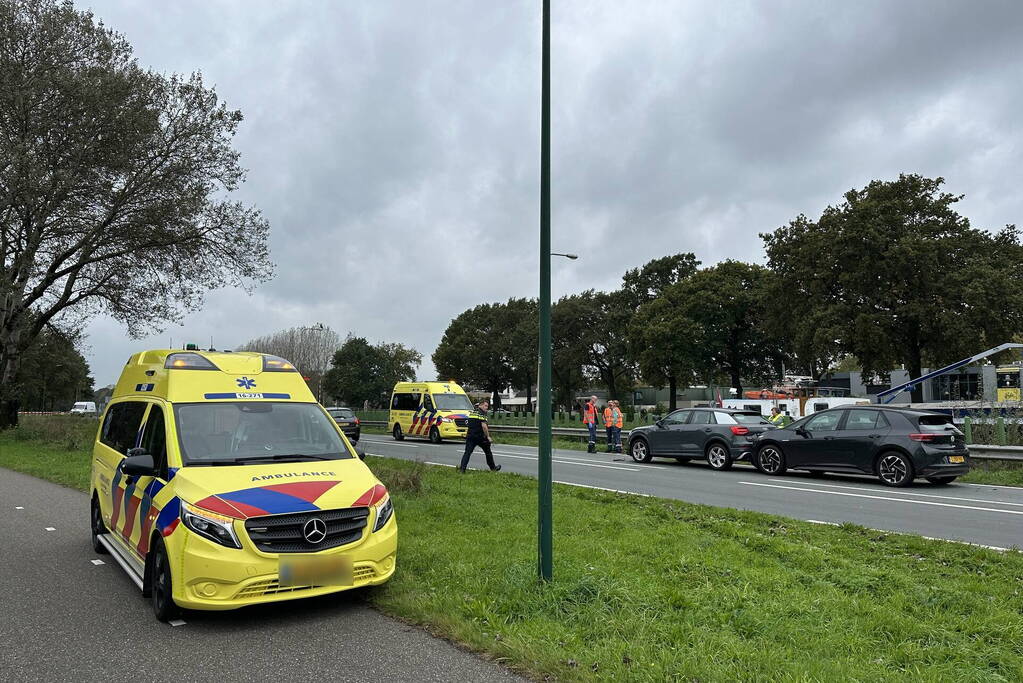 Ambulance betrokken bij kop-staartbotsing