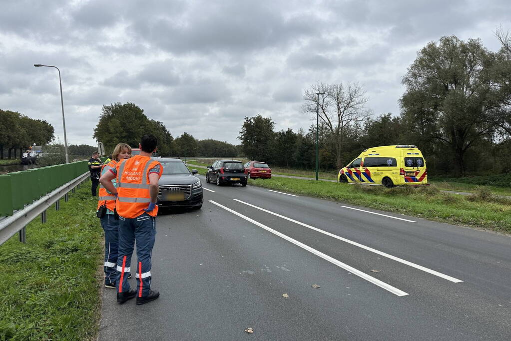 Ambulance betrokken bij kop-staartbotsing