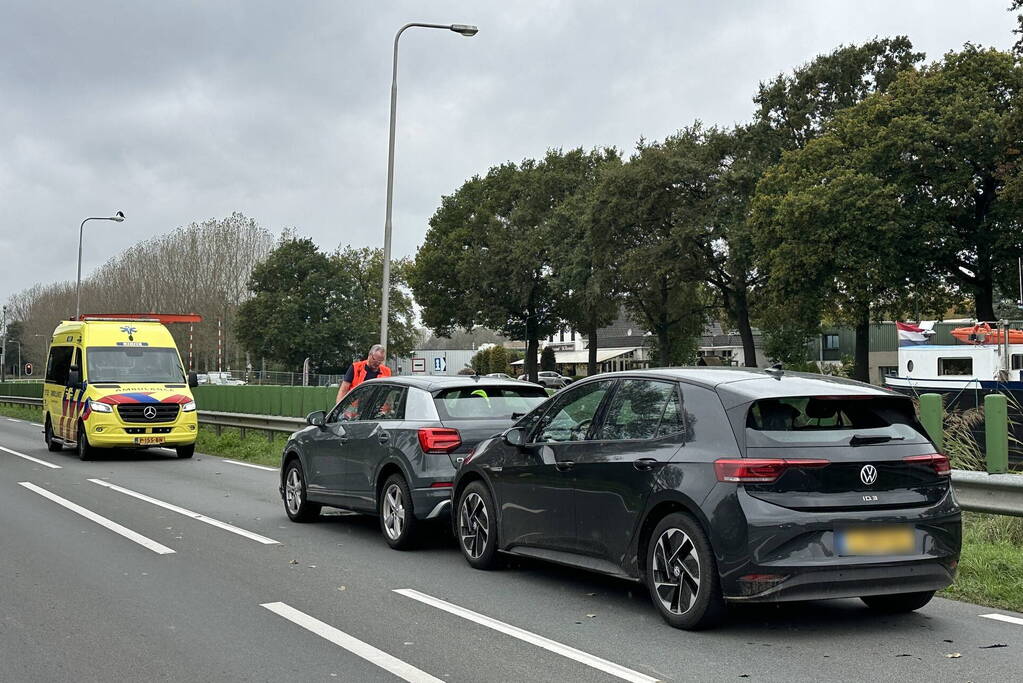 Ambulance betrokken bij kop-staartbotsing