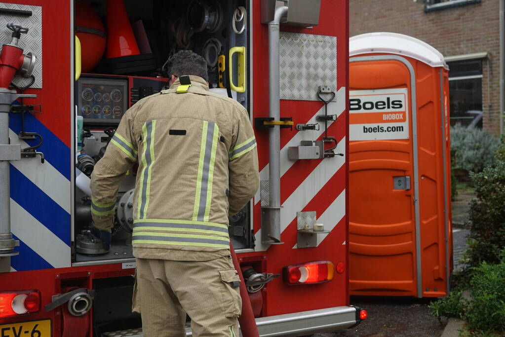 Veel rookontwikkeling bij brand in schuur