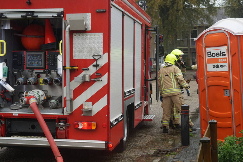 Veel rookontwikkeling bij brand in schuur