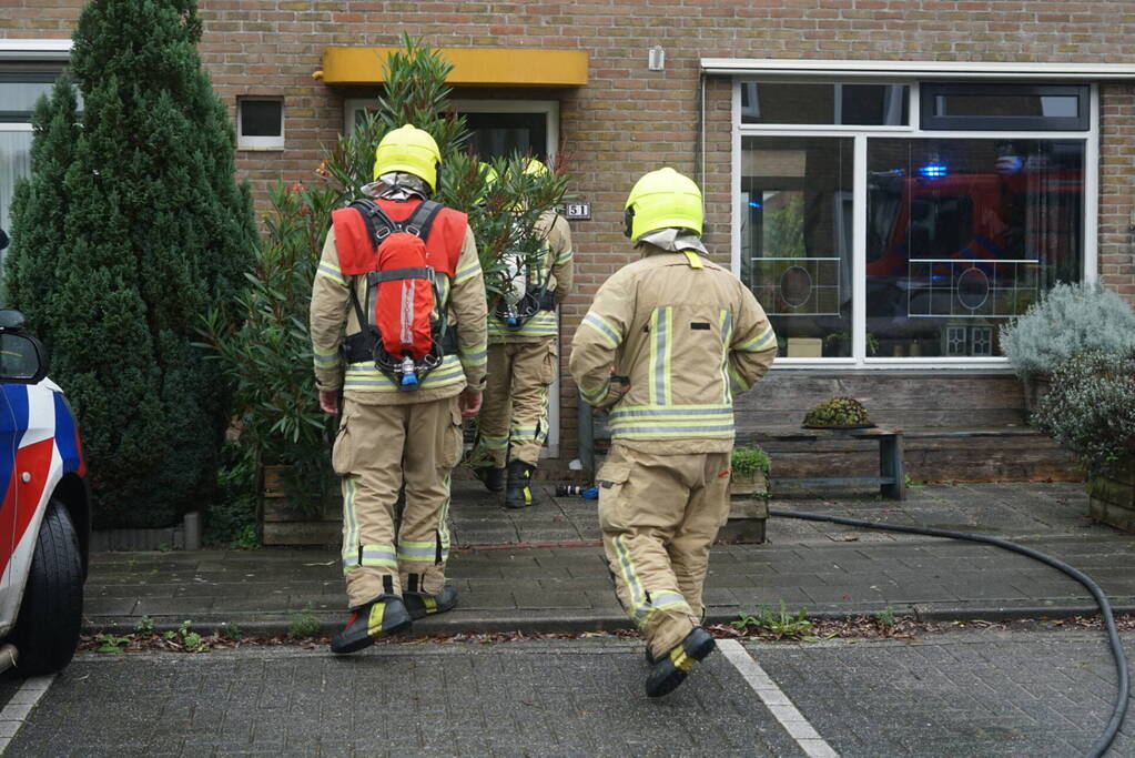 Veel rookontwikkeling bij brand in schuur