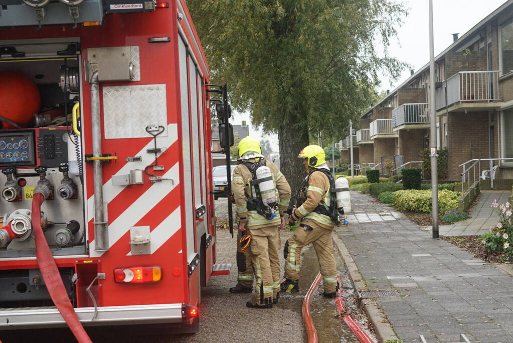 Veel rookontwikkeling bij brand in schuur