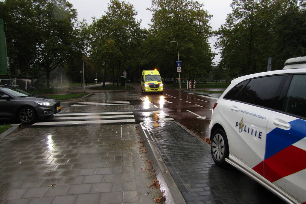 Fietser in botsing met automobilist