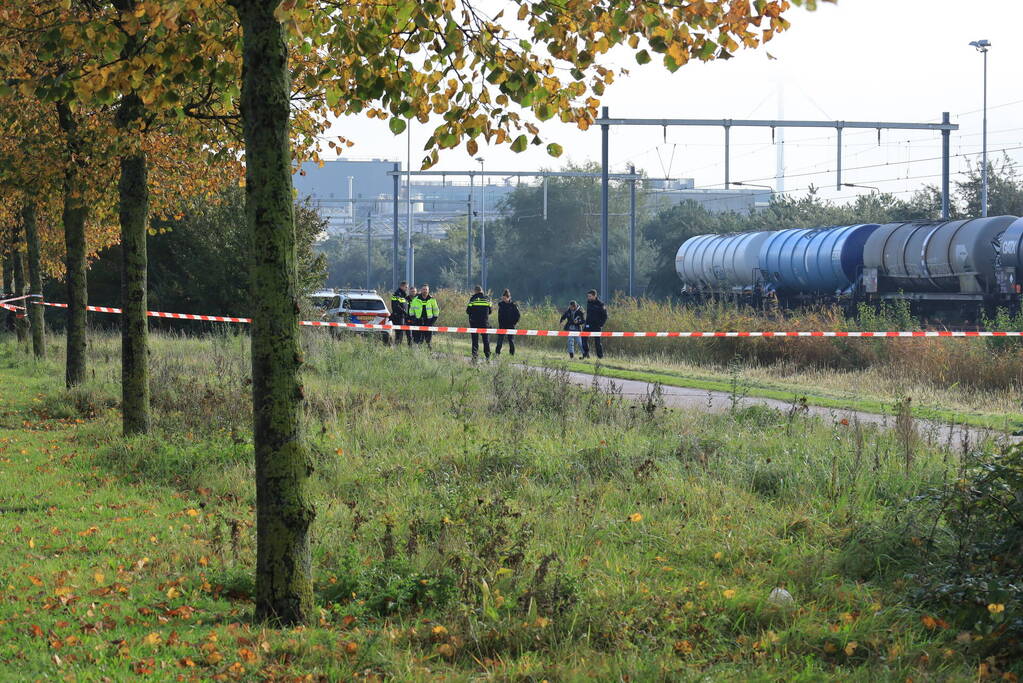 Overleden persoon aangetroffen in het water