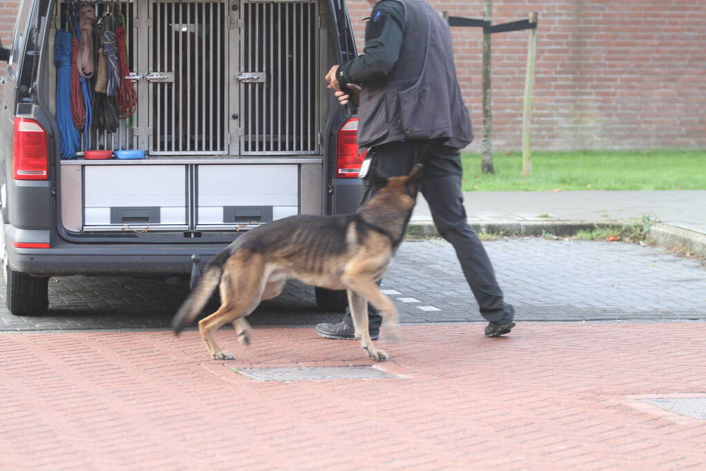 Schietpartij politie is op zoek naar verdachte