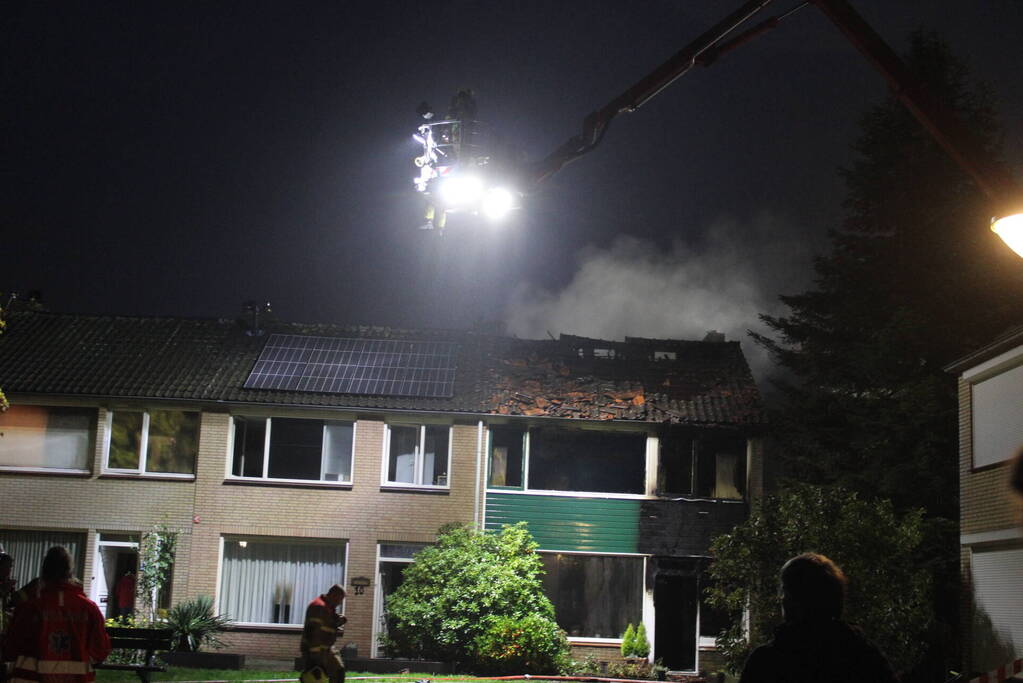 Uitslaande brand in woning