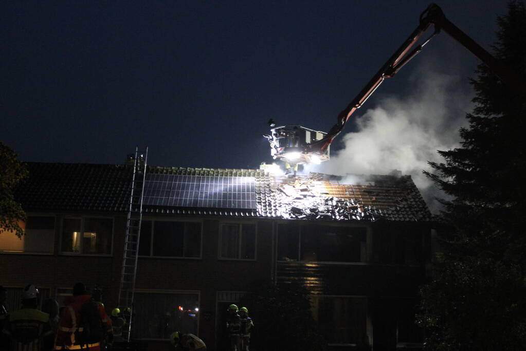 Uitslaande brand in woning