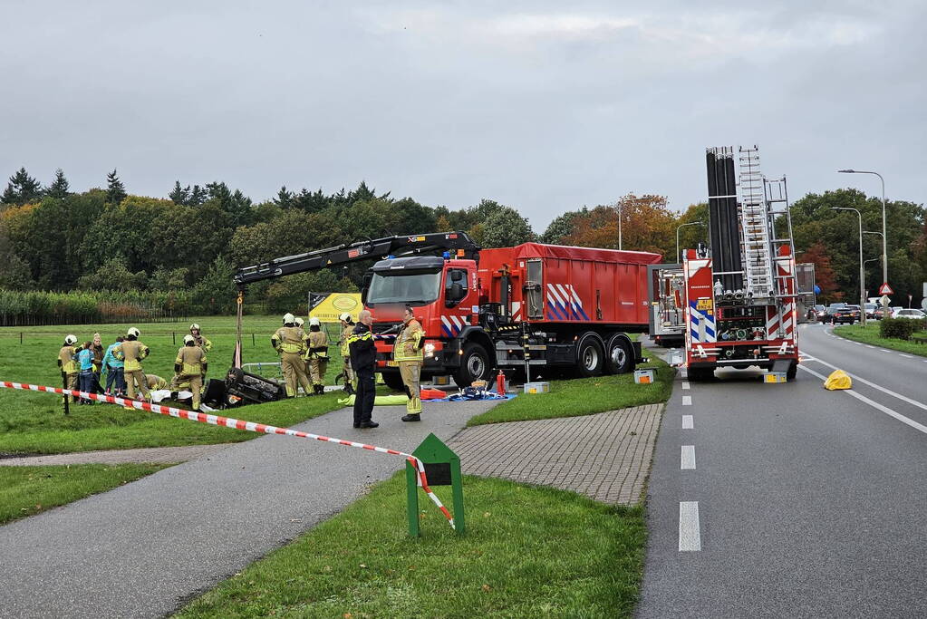 Persoon bekneld bij ernstig eenzijdig ongeval