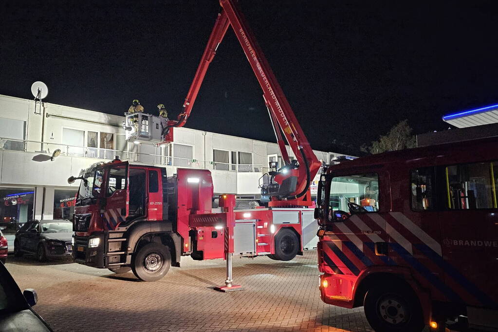 Flinke brand in appartement boven kringloopwinkel