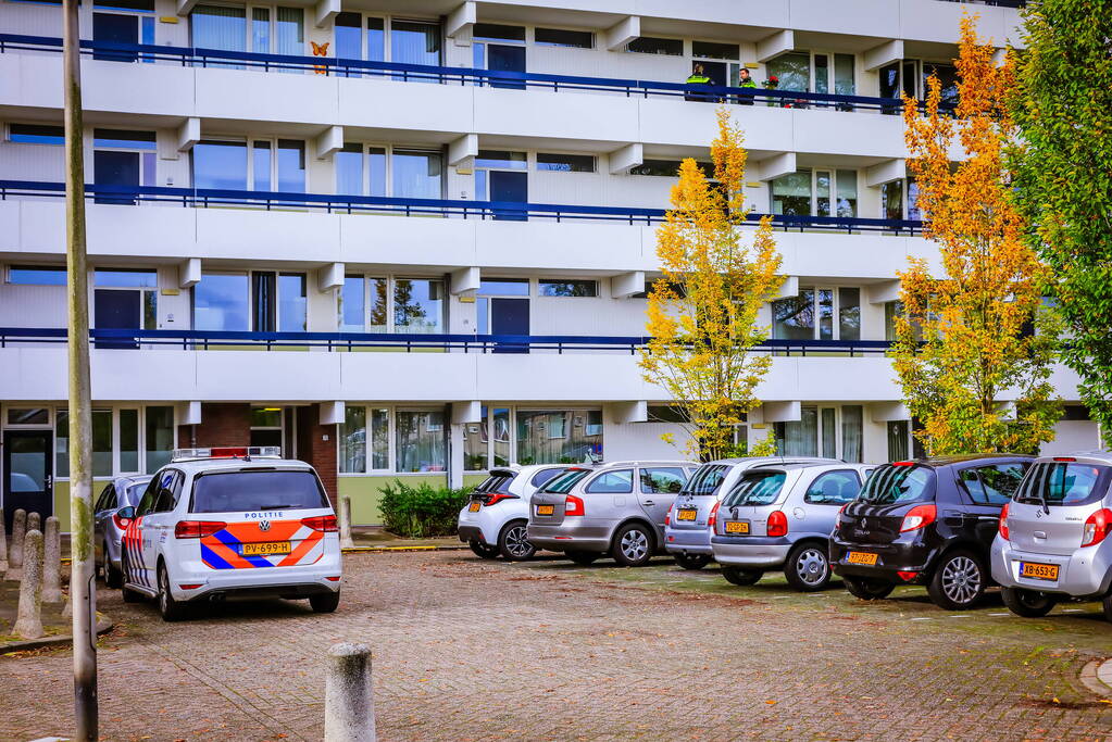 Felle brand zorgt voor veel schade in flatwoning