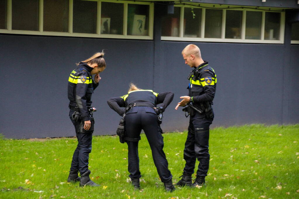 Explosie bij flat, verdachten op de vlucht