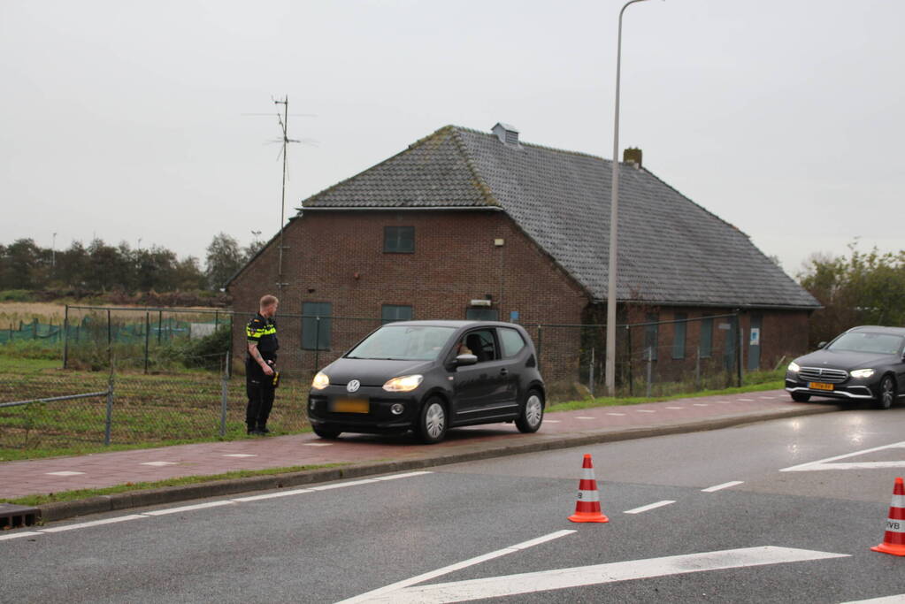 Meerdere voertuigen en scooter betrokken bij aanrijding