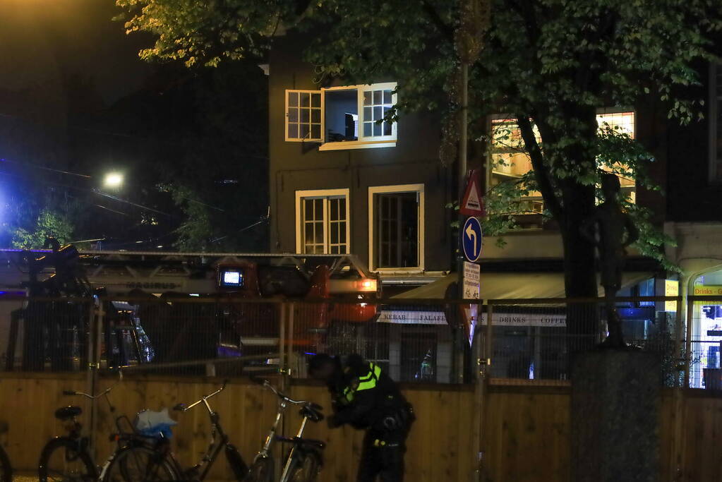 Veel rookontwikkeling bij grote brand in café