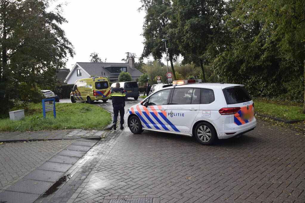 Persoon in rolstoel gewond bij aanrijding