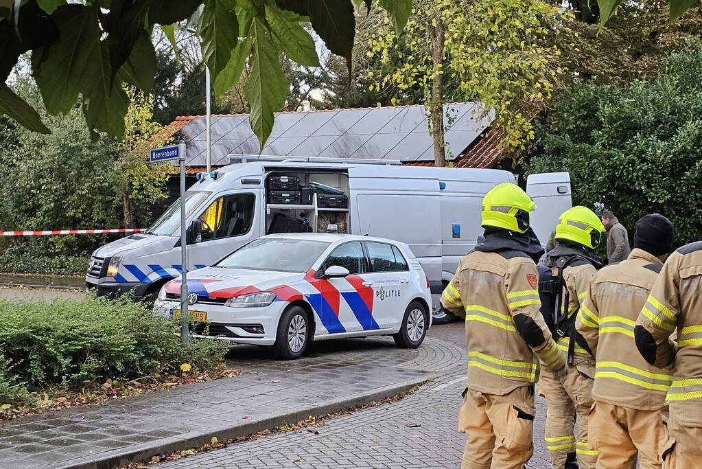 Wijk afgezet vanwege politieactie, explosieven opruimingsdienst opgeroepen