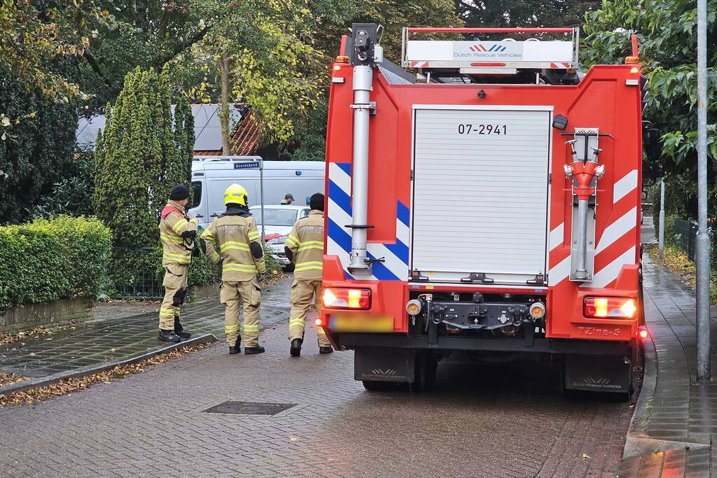 Wijk afgezet vanwege politieactie, explosieven opruimingsdienst opgeroepen