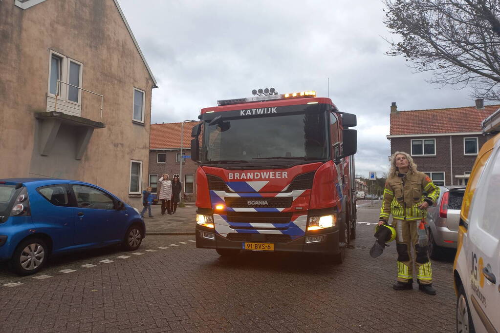 Boom dreigt door midden te breken