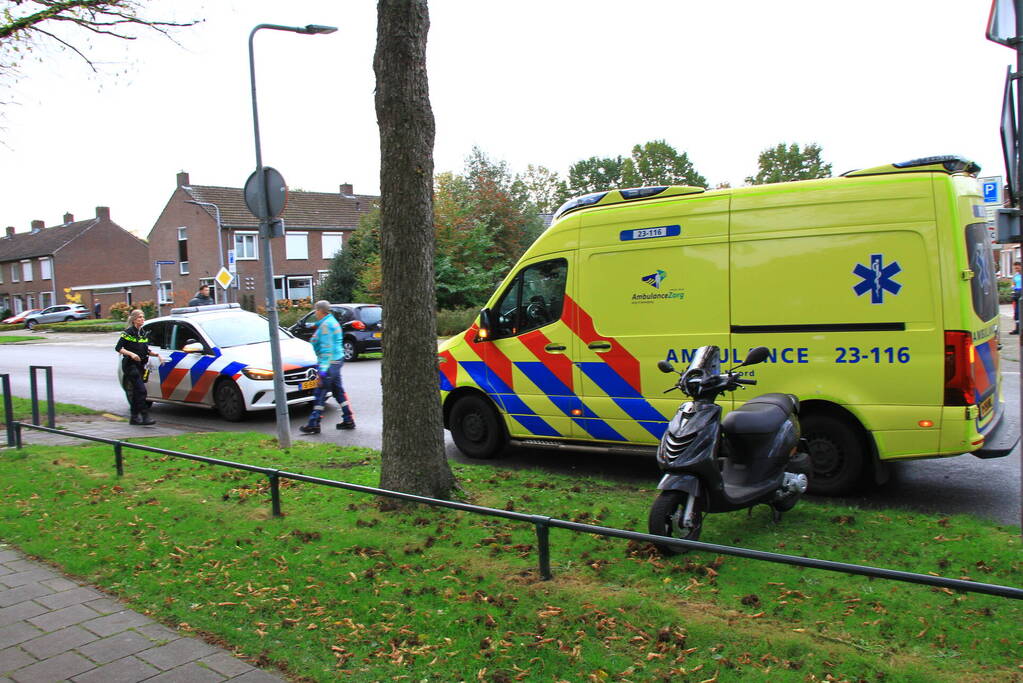 Scooterrijder gecontroleerd na val