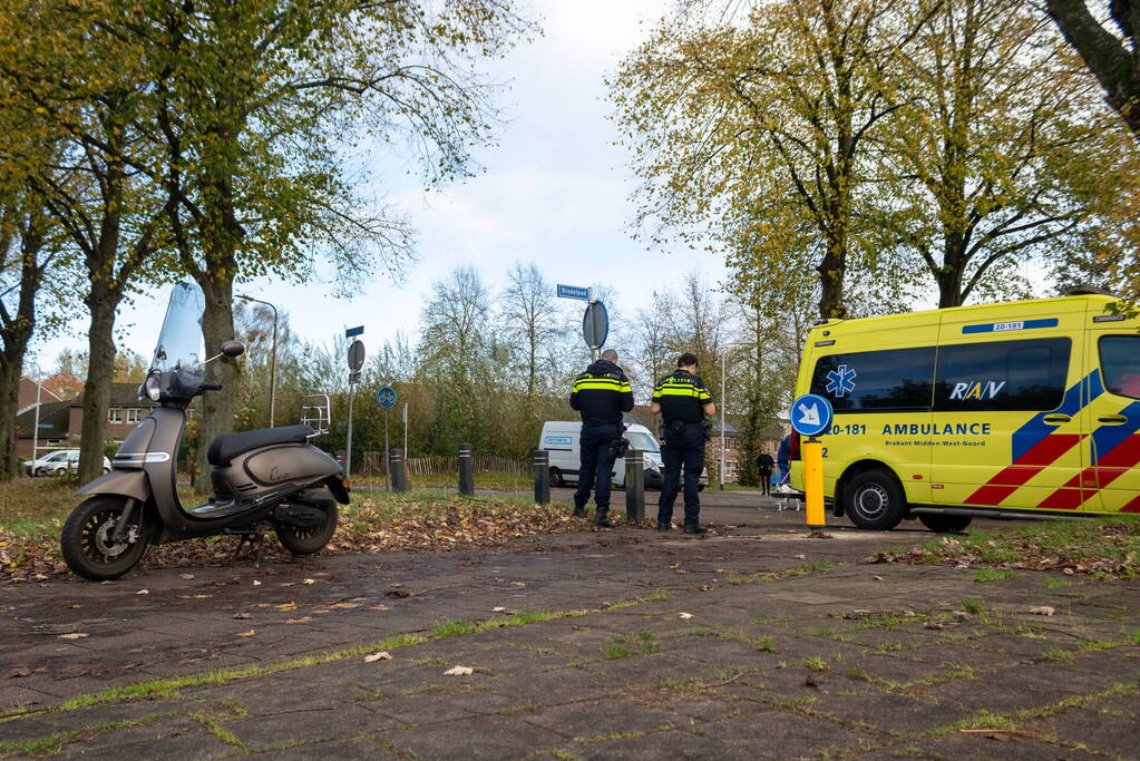 Scooterrijder gecontroleerd na harde val