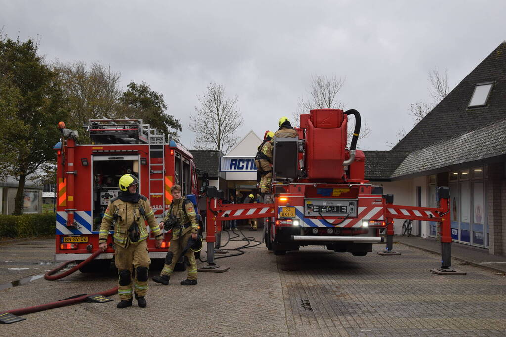 Winkelpand ontruimt vanwege rookontwikkeling