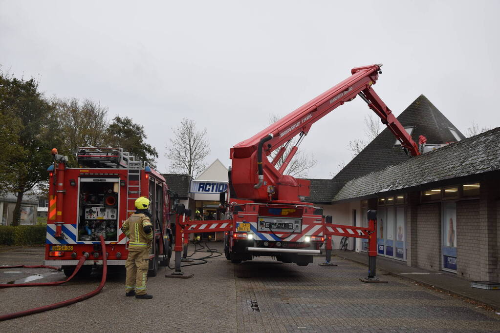 Winkelpand ontruimt vanwege rookontwikkeling