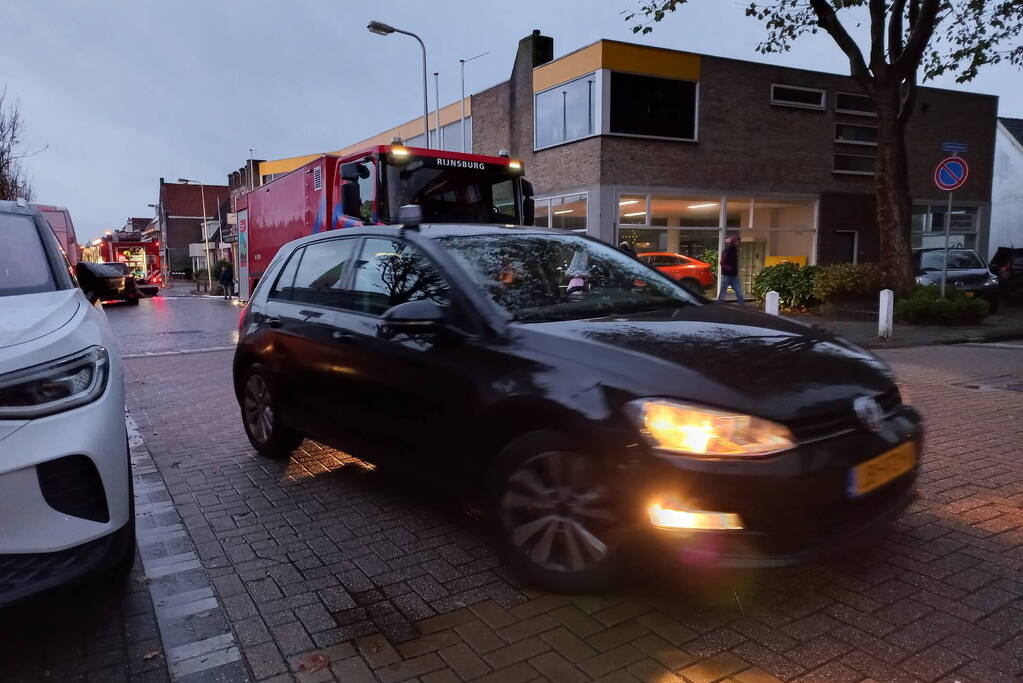 Brandweer ingezet voor woningbrand