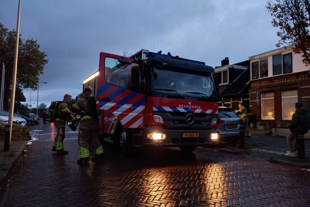 Brandweer ingezet voor woningbrand