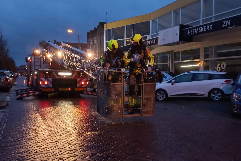 Brandweer ingezet voor woningbrand