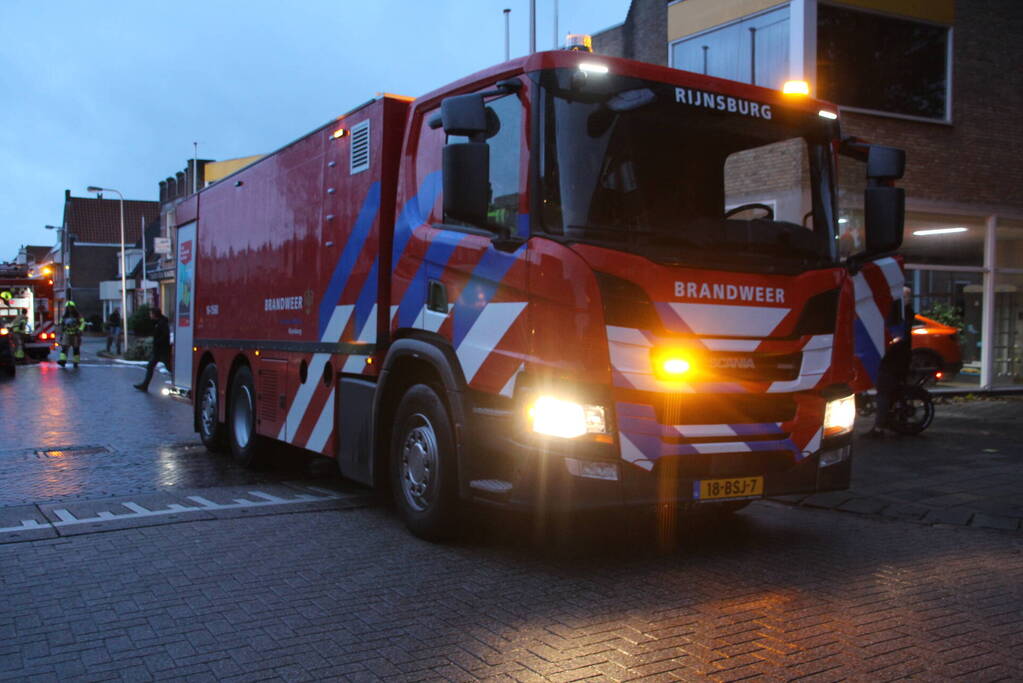 Brandweer ingezet voor woningbrand